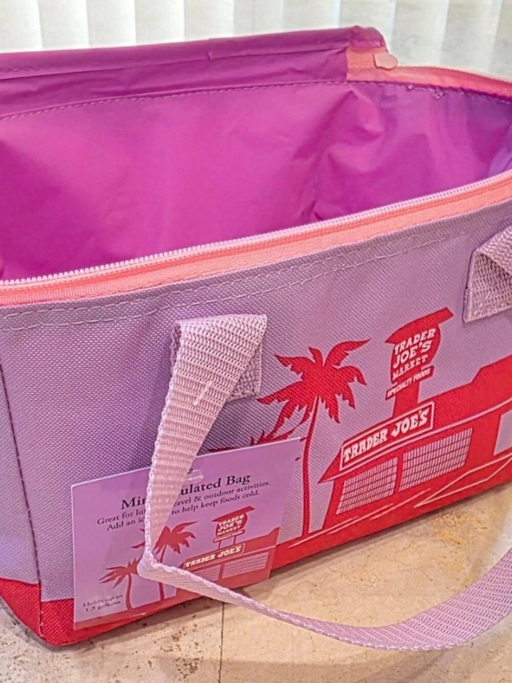 Trader Joe 2026 Mini Insulated Tote Summer Collection Violet Pink Zipper NWT - Picture 2 of 6